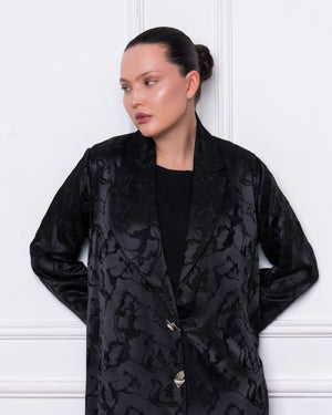 Distinctive blazer-inspired collar detail on The Majestic Veil black jacquard abaya