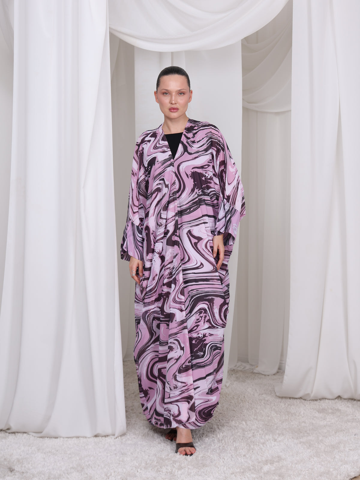 Pink Wave Abaya